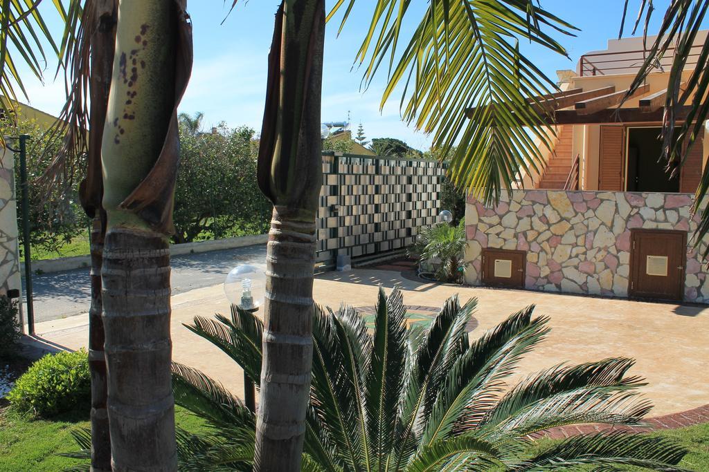 Ville Tiffany Campofelice Di Roccella Rom bilde